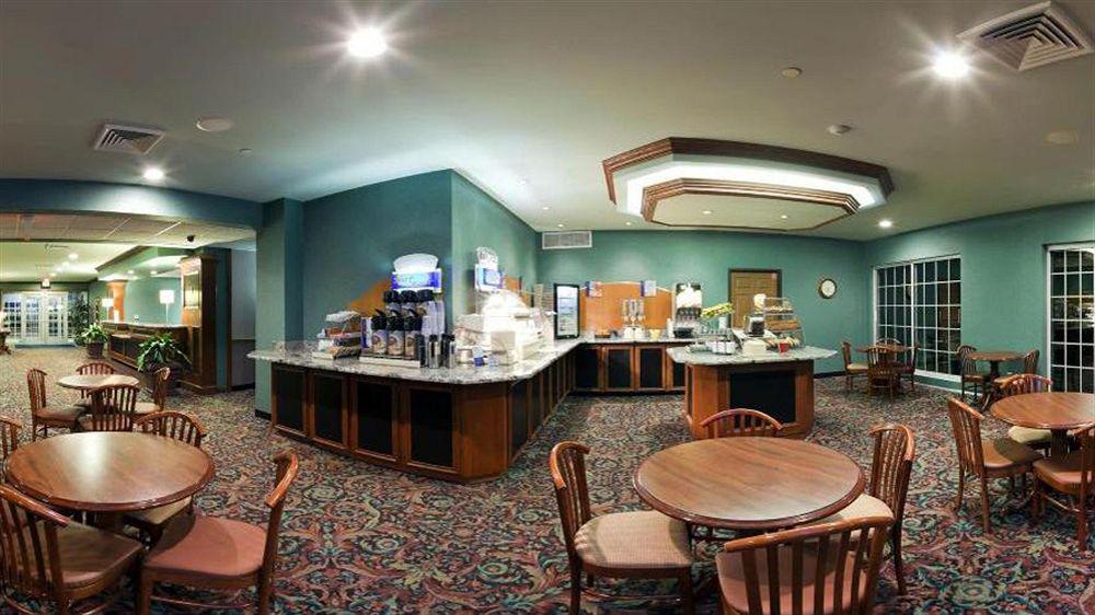 Holiday Inn Express Grand Rapids Southwest By Ihg Grandville Exterior photo
