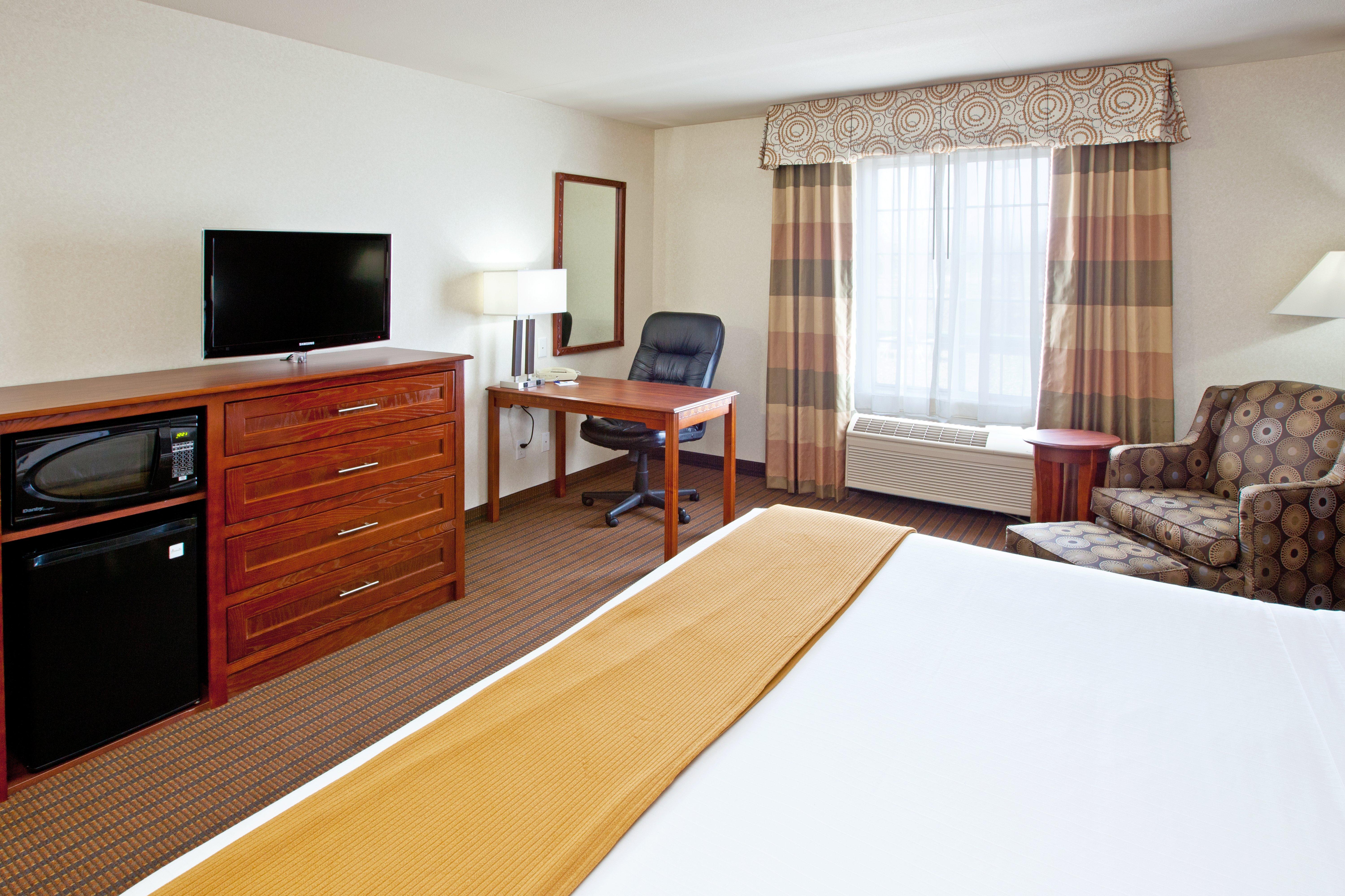 Holiday Inn Express Grand Rapids Southwest By Ihg Grandville Exterior photo