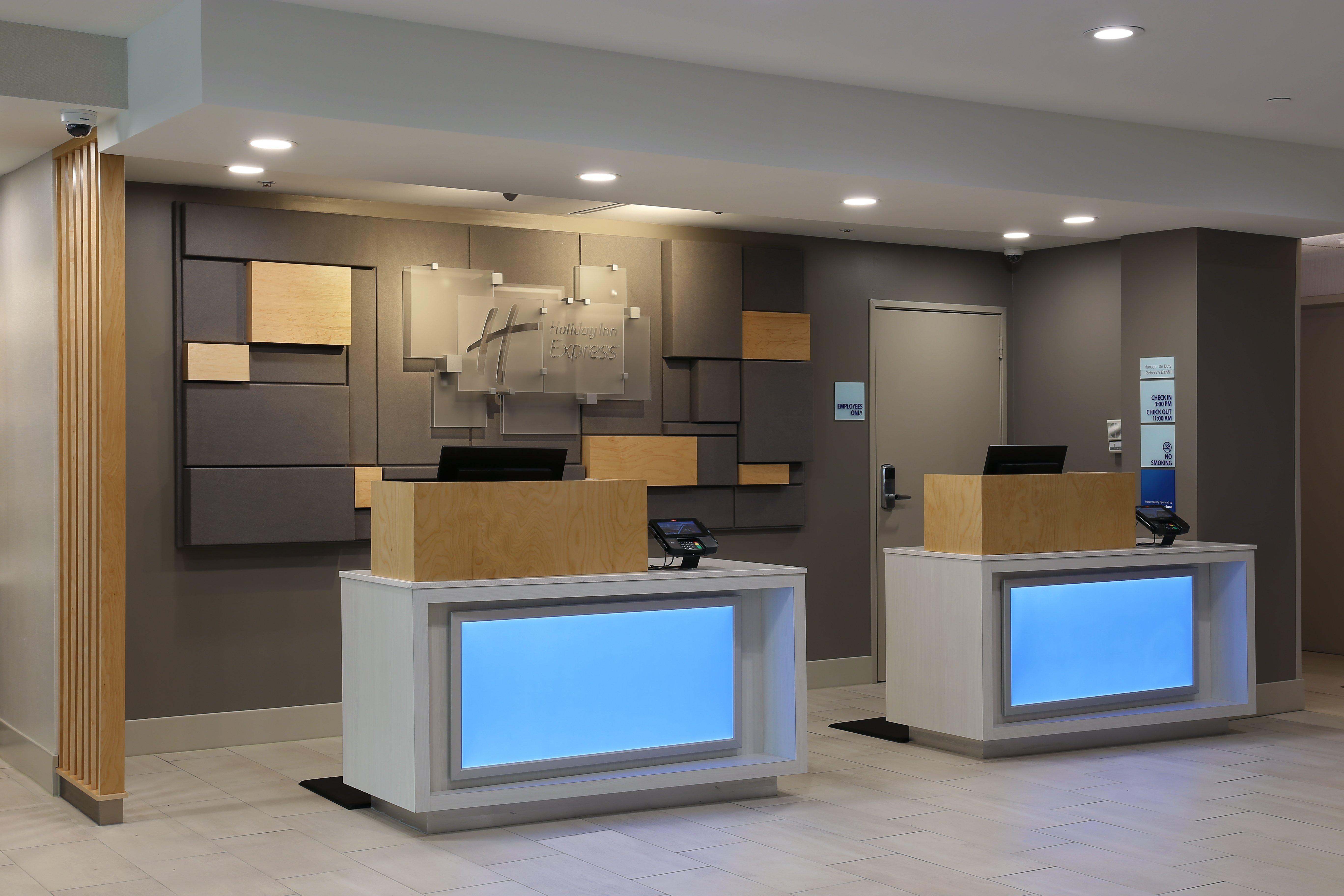Holiday Inn Express Grand Rapids Southwest By Ihg Grandville Exterior photo